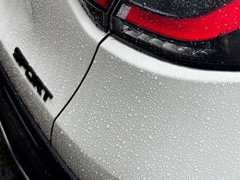 Used 2025 Honda HR-V Sport image 7