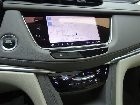 Used 2022 Cadillac XT5 Premium Luxury w/ Technology Package image 18