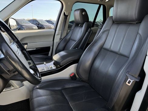 Used 2017 Land Rover Range Rover HSE image 22