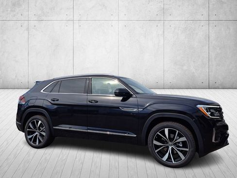 New 2026 Volkswagen Atlas Cross Sport SEL Premium R-Line image 3