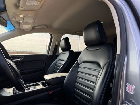 Used 2020 Ford Edge SEL image 9