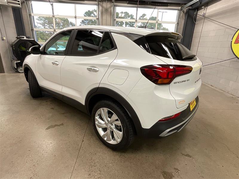 Used 2024 Buick Encore GX Preferred FWD image 3