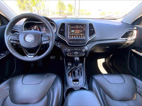 Used 2023 Jeep Cherokee Altitude Lux image 15