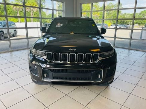 Certified 2022 Jeep Grand Cherokee L Overland AWD/4WD image 2