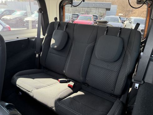 Used 2021 Jeep Wrangler Sport image 19