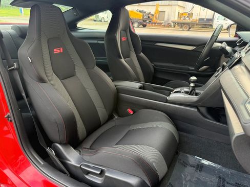 Used 2019 Honda Civic Si image 18