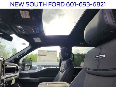 New 2025 Ford F250 Platinum image 28