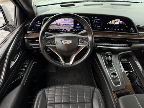 Used 2023 Cadillac Escalade Sport Platinum w/ LPO, ONYX Package AWD/4WD image 35