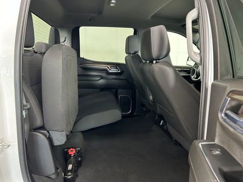 Used 2024 Chevrolet Silverado 1500 LT AWD/4WD image 28