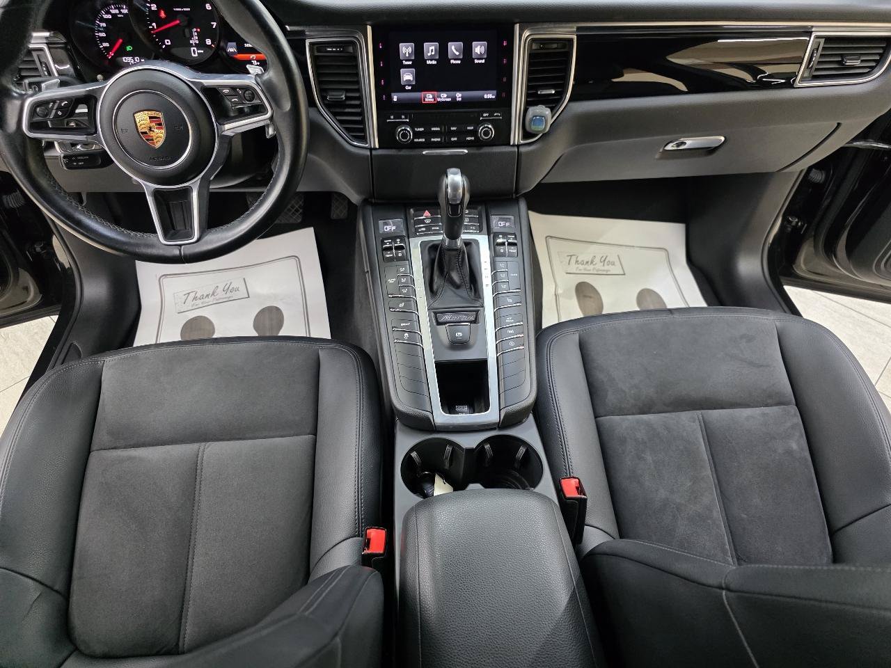 Used 2018 Porsche Macan AWD/4WD image 28