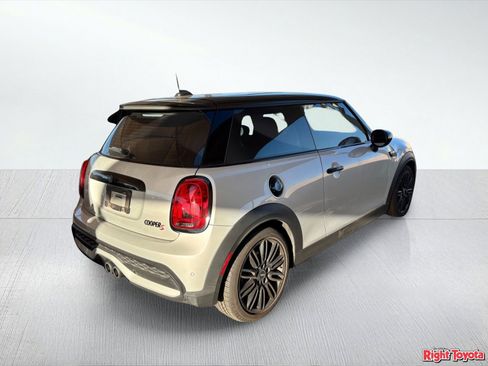 Used 2022 MINI Cooper S w/ Premium Package FWD image 4