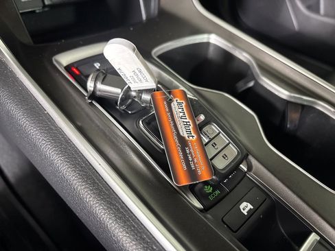 Used 2022 Honda Accord Sport image 16