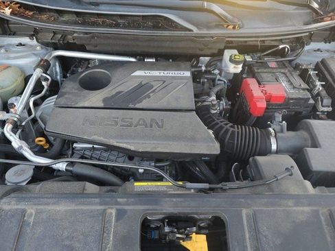 Used 2023 Nissan Rogue SV w/ SV Premium B Package image 6
