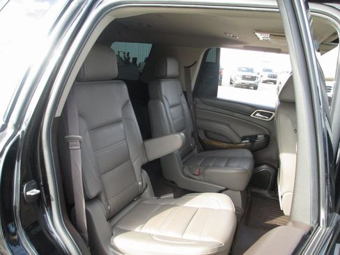 Used 2017 GMC Yukon Denali w/ Open Road Package image 24