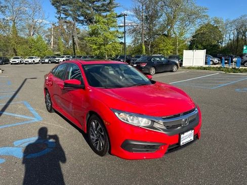 Certified 2018 Honda Civic EX image 10
