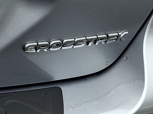 Used 2025 Subaru Crosstrek 2.0i Premium image 30