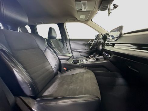 Used 2024 Mitsubishi Outlander SE FWD image 29