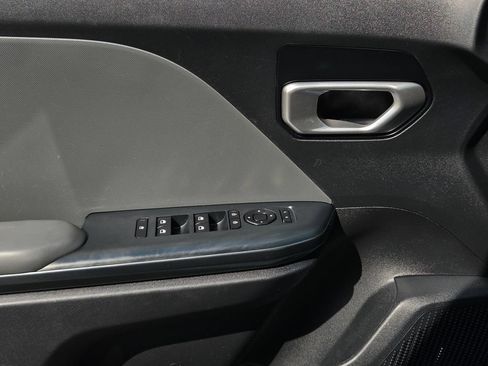Used 2025 Kia K4 FWD image 31