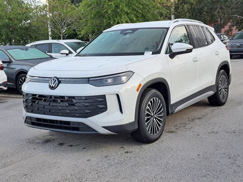 New 2026 Volkswagen Tiguan S FWD image 3