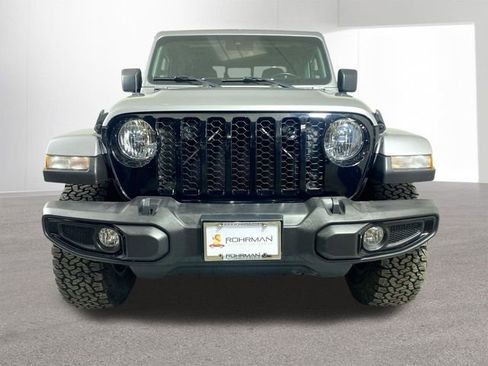Used 2021 Jeep Gladiator Willys image 26