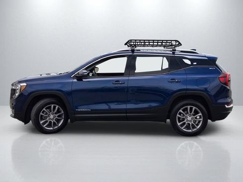 Used 2023 GMC Terrain SLT AWD/4WD image 7