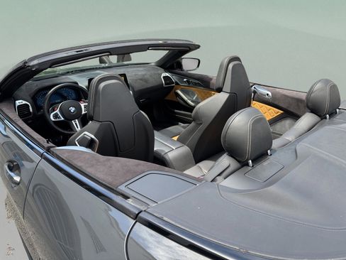 Used 2023 BMW M8 Competition AWD/4WD image 16