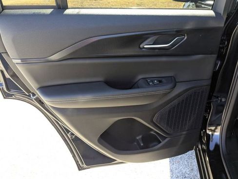 New 2025 Jeep Grand Cherokee Laredo RWD image 34