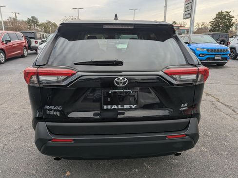 Used 2025 Toyota RAV4 LE image 7