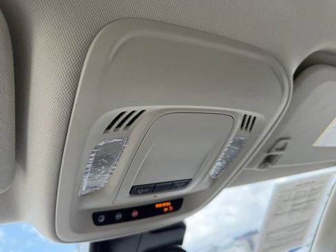 Used 2022 Buick Envision Preferred image 20