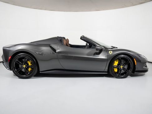 Used 2023 Ferrari 296 GTS image 28