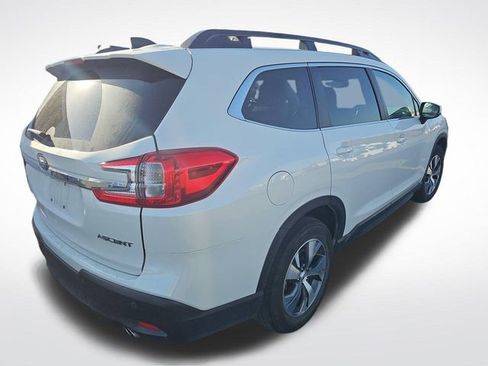 Used 2025 Subaru Ascent Premium AWD/4WD image 3