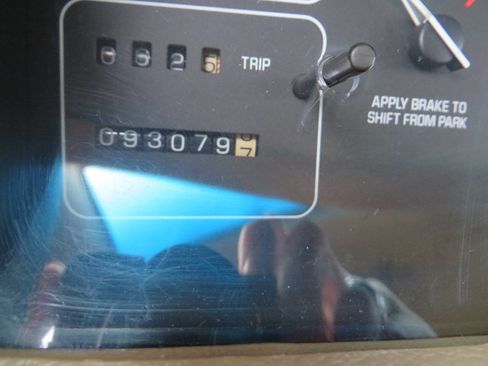 Used 1994 Buick Roadmaster Estate image 22