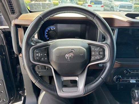 Used 2022 Ford Bronco Outer Banks w/ Sasquatch Package AWD/4WD image 19