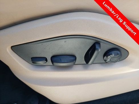 Used 2023 Porsche Cayenne Platinum Edition image 21