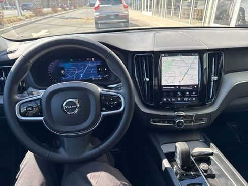 Certified 2025 Volvo XC60 B5 Plus AWD/4WD image 22