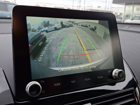 New 2025 Mitsubishi Eclipse Cross Black Edition image 18