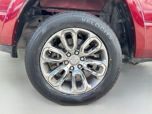 Used 2022 RAM 1500 Laramie w/ Laramie Southwest Edition image 32