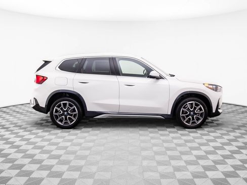 Certified 2026 BMW X1 xDrive28i AWD/4WD image 6