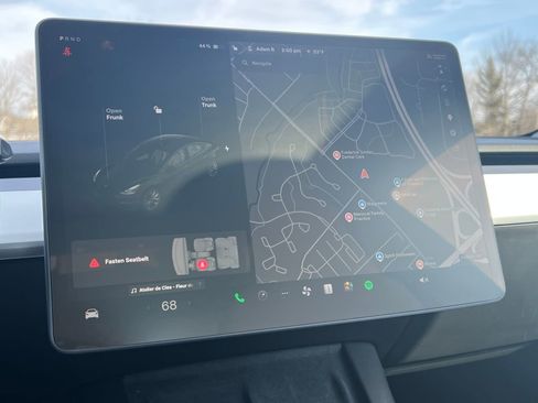 Used 2021 Tesla Model 3 Performance image 19