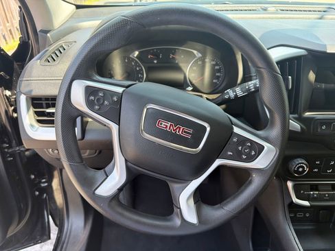 Used 2023 GMC Terrain SLE FWD image 17