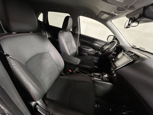 Used 2023 Mitsubishi Outlander Sport SE image 23