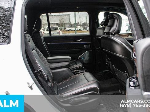 Used 2024 Jeep Grand Cherokee L Summit w/ Advanced Protech Group IV AWD/4WD image 22