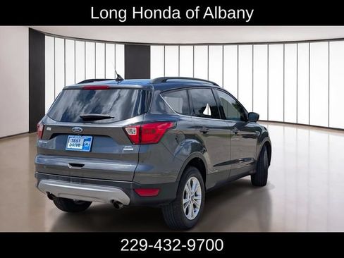 Used 2019 Ford Escape SEL FWD image 6