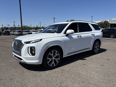 Used 2021 Hyundai Palisade Limited AWD/4WD image 2