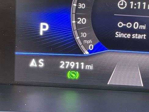 Used 2022 Volkswagen Tiguan SE image 40