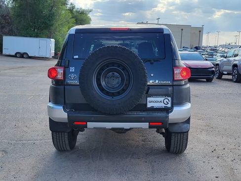 Used 2008 Toyota FJ Cruiser 4WD w/ Convenience Pkg image 3
