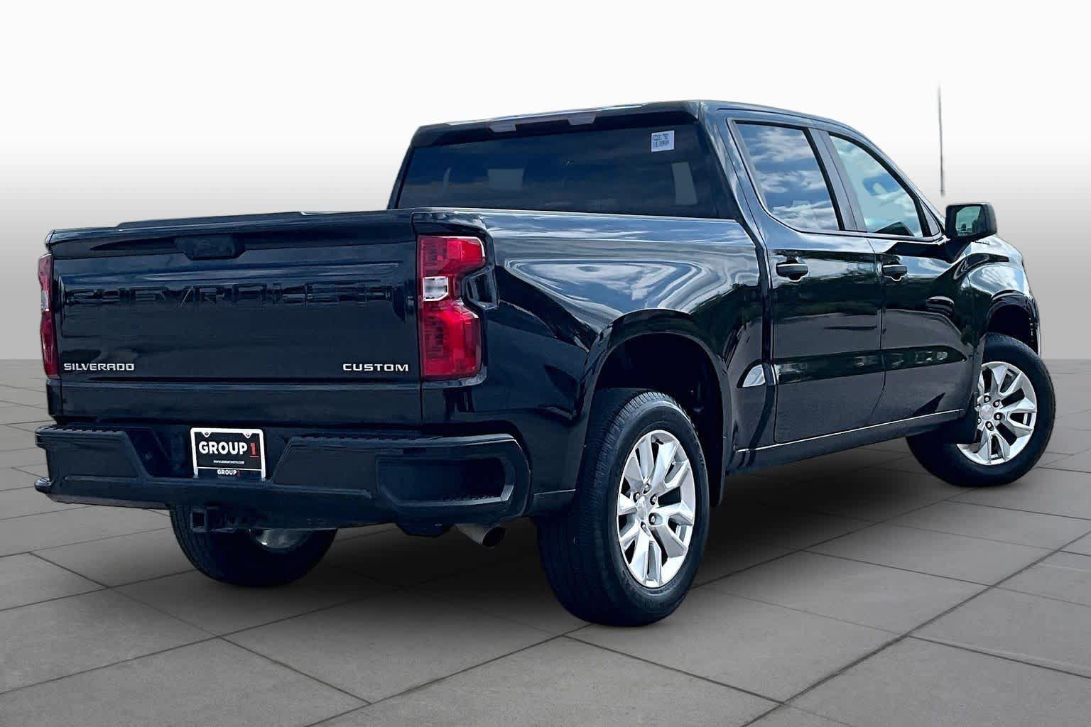 Used 2024 Chevrolet Silverado 1500 Custom RWD image 13