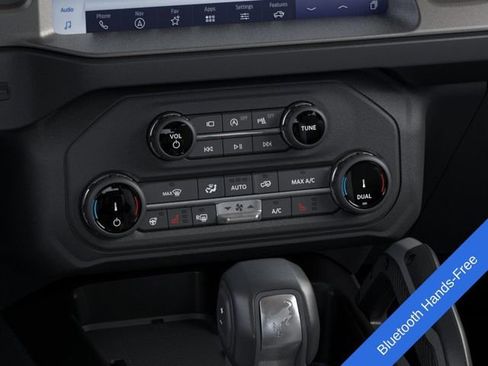 New 2026 Ford Bronco Outer Banks w/ Sasquatch Package AWD/4WD image 18