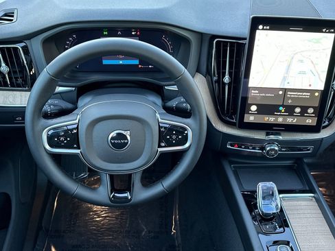 New 2026 Volvo XC60 B5 Core AWD/4WD image 16
