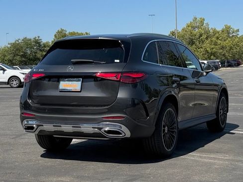 New 2026 Mercedes-Benz GLC 300 image 8